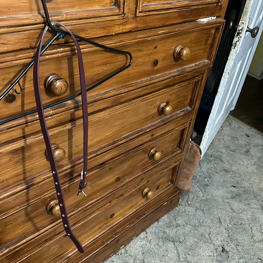 Burgundy, large madden girl belt